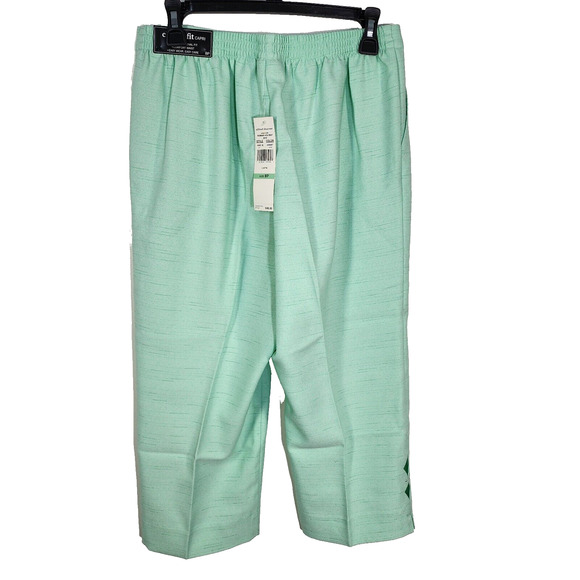 Alfred Dunner Petite Capri Pants Womens 8P Green Classic Fit Pull On Cut Out Leg - Picture 2 of 10